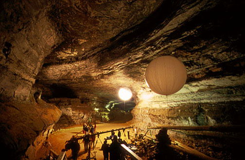 deadline Fantasi I navnet How did you light Mammoth Caves for Face of America? - Rob Draper, ACS -  Director of PhotographyRob Draper, ACS – Director of Photography